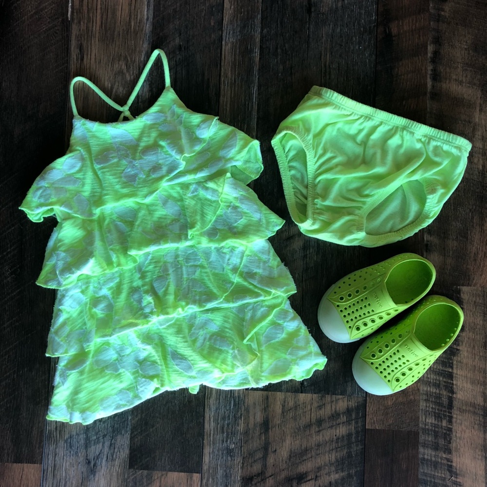 Size 5 Native shoes & 18month matching outfit